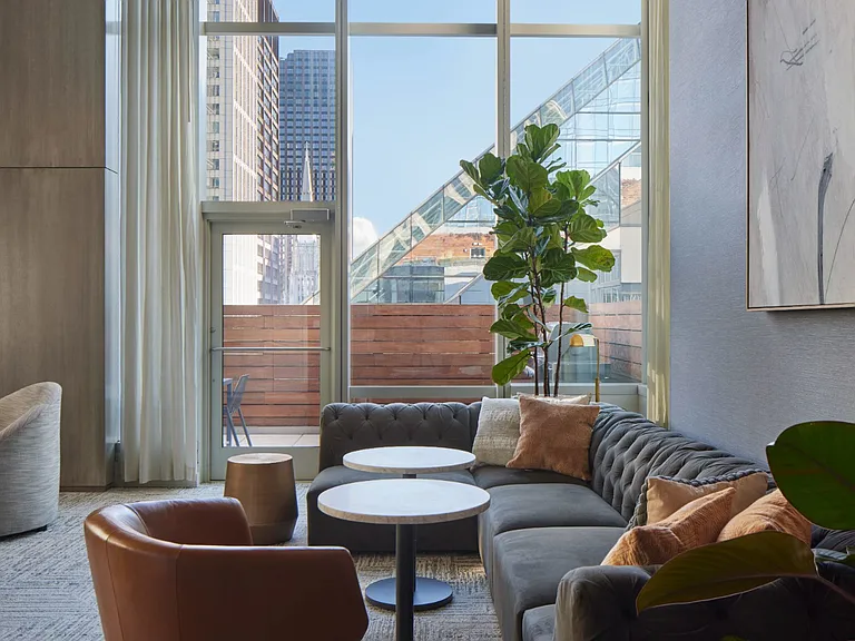 OneEleven — Photo 18