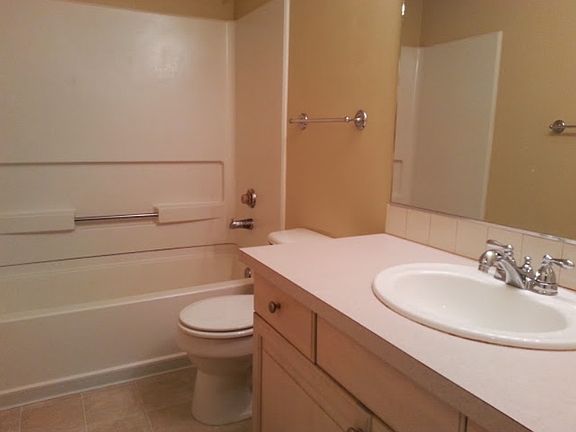 5th image of 2530 15th Ave W APT 502