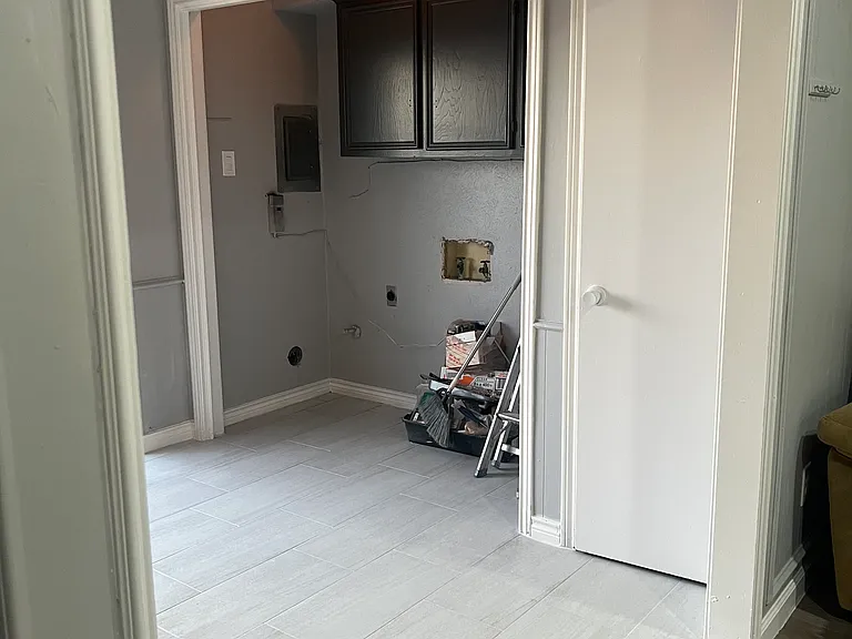 335 Christie Ct — Photo 11