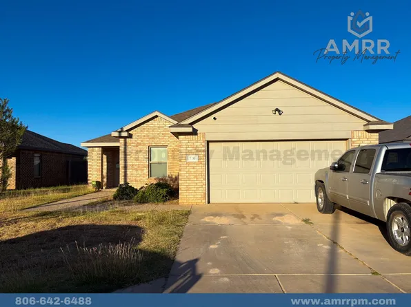 716 Hillshire Ave, Wolfforth, TX 79382