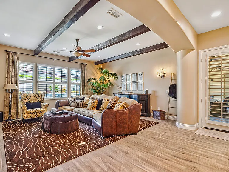 35202 Vista Del Monte — Photo 11