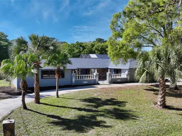 8325 93rd Avenue, Vero Beach, FL 32967