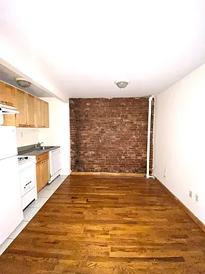 Rented by Crosstown Apartments NYC | media 2