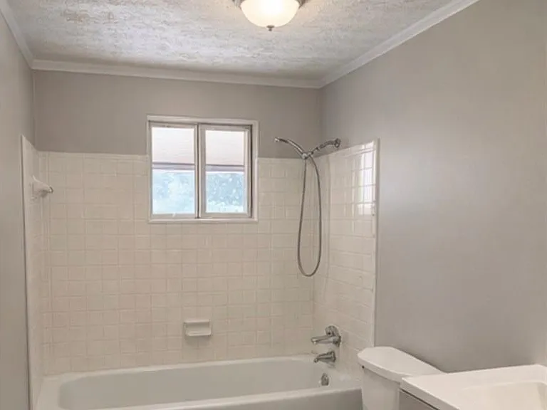 848 Wilson Cir SW — Photo 6