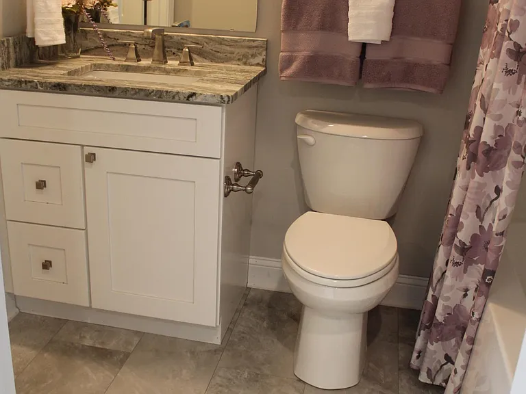 420 Market Ave #420 — Photo 4