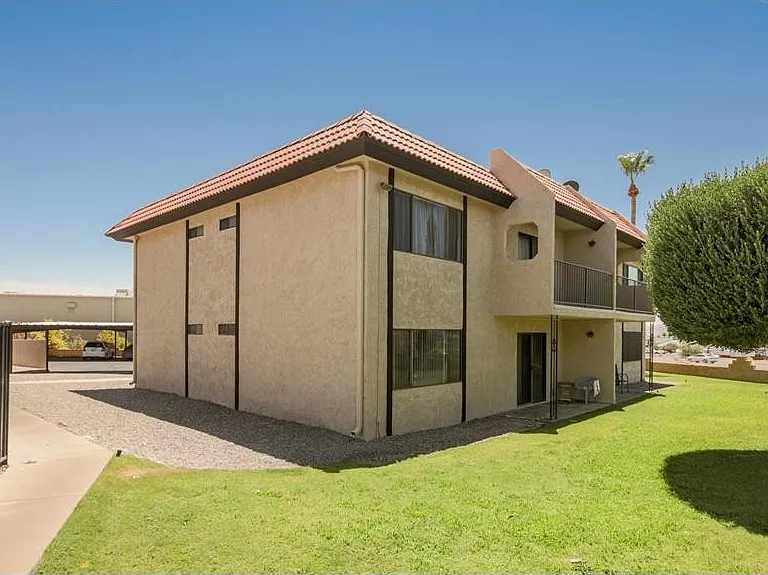355C N Lake Havasu Ave — Photo 29