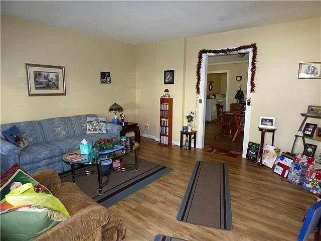 1st image of 417 Osage St