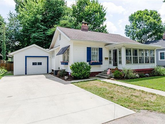 2nd image of 741 Carrollton Ct