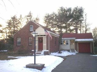 8 Nielsen Rd, Altamont, NY 12009