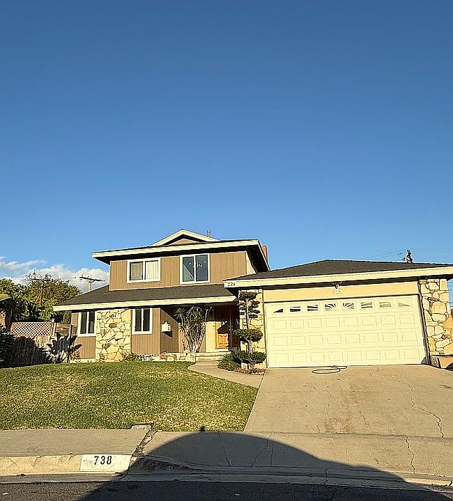 1st image of 738 De Palma Way