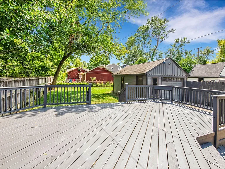 1444 Bennaville Ave — Photo 22