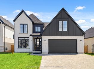 13 Briscoe Cres, Strathroy Caradoc, ON N7G4E1