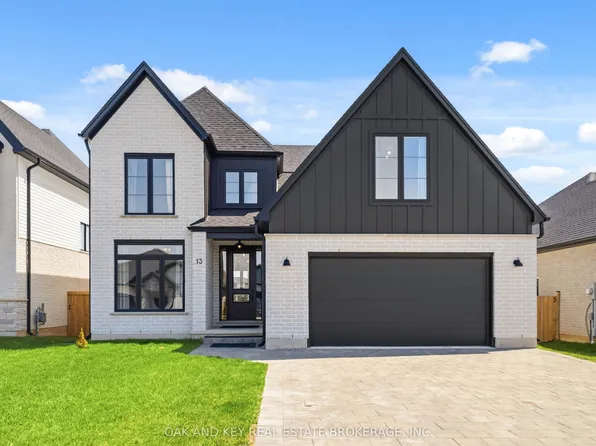13 Briscoe Cres, Strathroy Caradoc, ON N7G 4E1