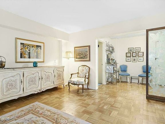 3rd image of 1381 Avenue Of The Amer #5J