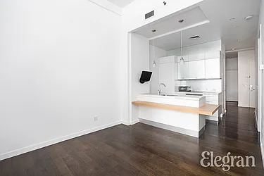 Rented by (Legacy) Elegran