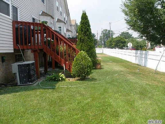 2nd image of 1601 Johnson Ave APT 17