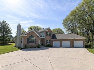 3545 Orvold Park Drive, Mc Farland, WI