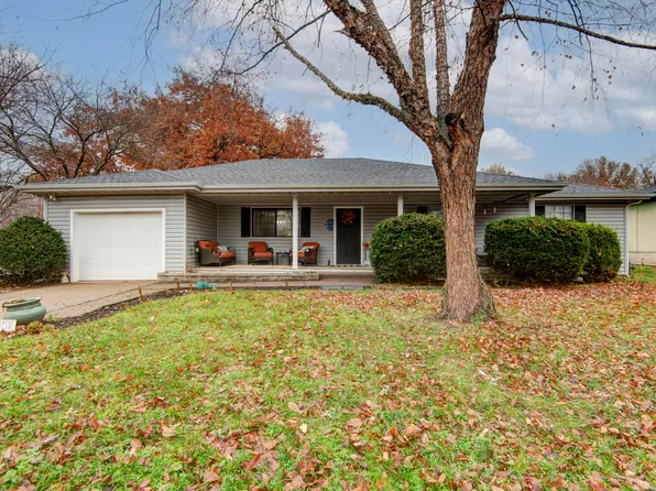 718 Evergreen Avenue, Nixa, MO 65714