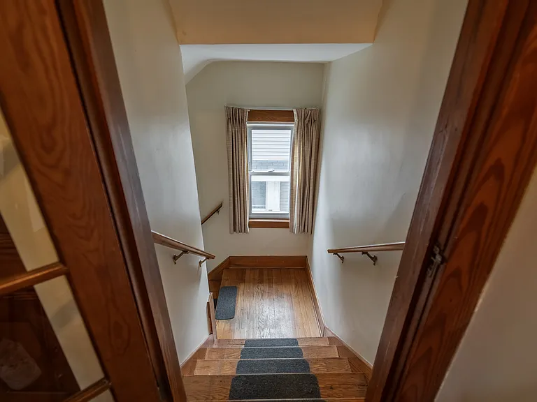 1040 Lake Michigan Dr NW — Photo 13