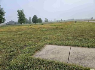 809 Ring Dr, Metamora, IL 61548