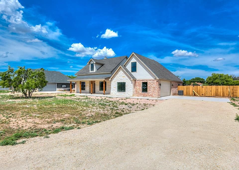 1st image of 210 Calypso Ln