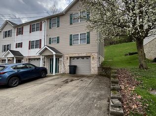 864 Tremont St, Morgantown, WV 26505