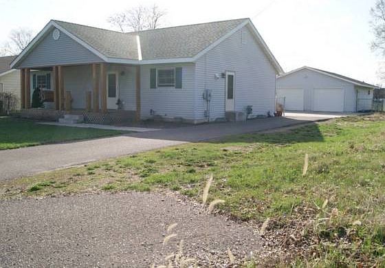 1st image of 117 25th St W