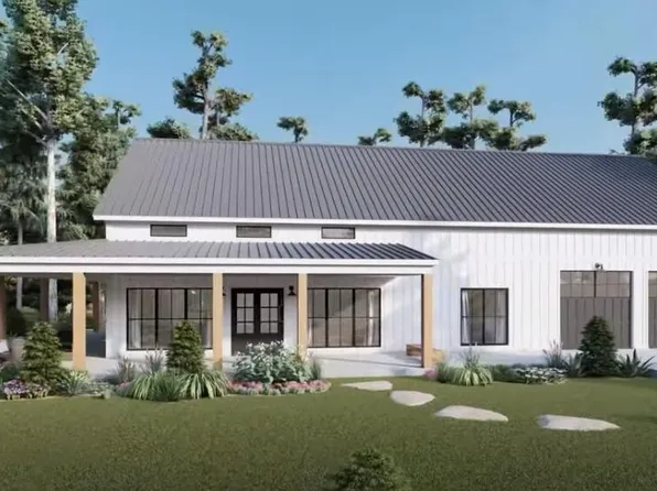 9673 N 27th St, Richland, MI 49083