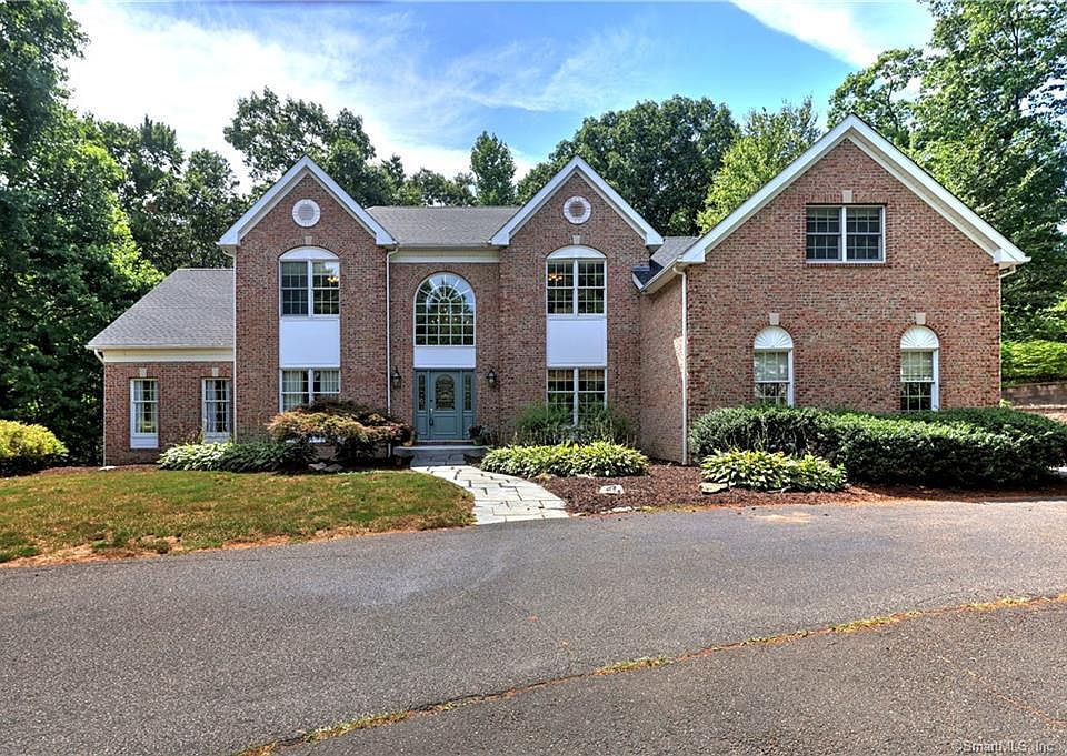 1st image of 101 Independence Dr