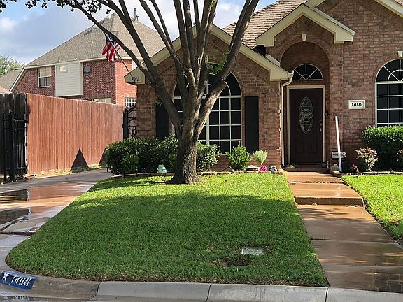 5th image of 1409 Brittany Ln