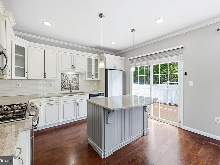 3518 Trevi Ct — Photo 7