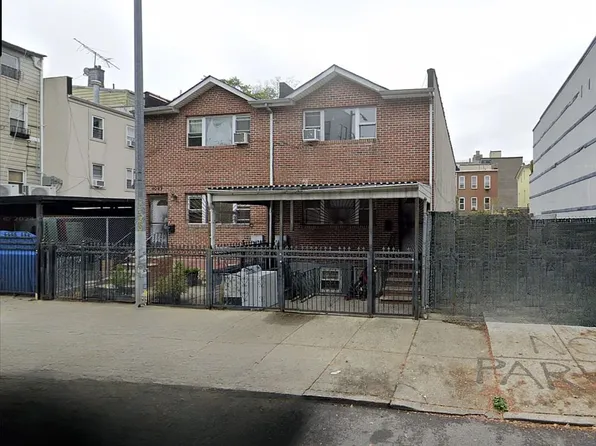 1101 Greene Ave Unit 1, Brooklyn, NY 11221