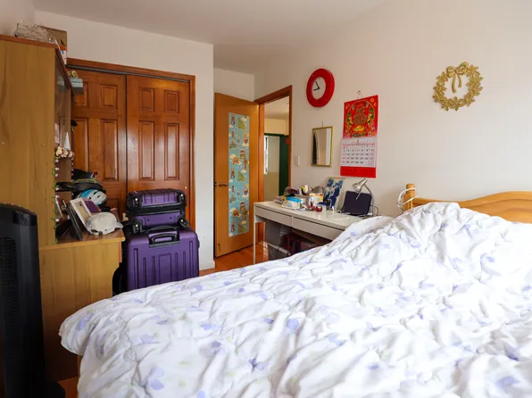 140 Avenue O image 9 of 19