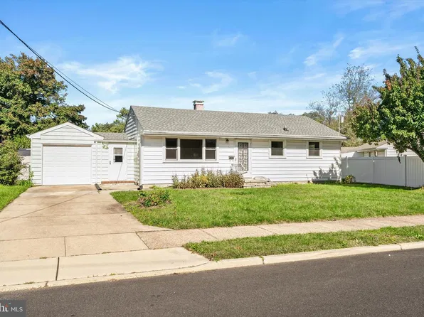 16 Sunset Blvd, Hamilton, NJ 08690