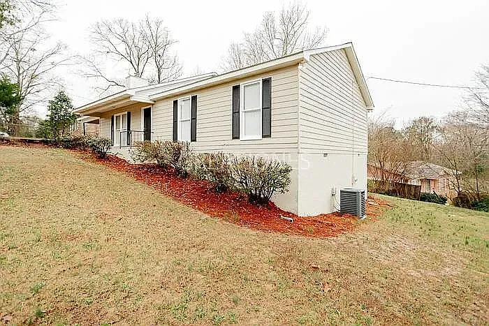 jpg - 1302 Sandusky Dr