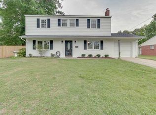 3828 Rope Ln, Virginia Beach, VA 23452