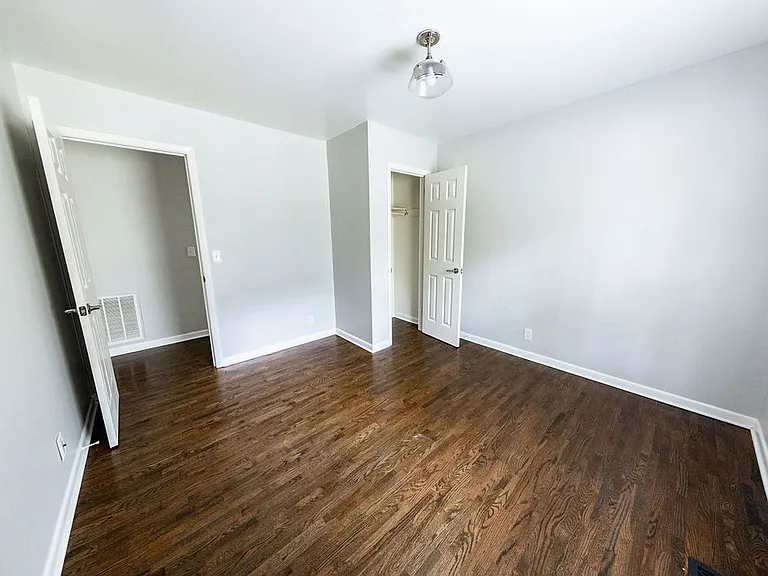 205 Lady Marion Dr — Photo 15