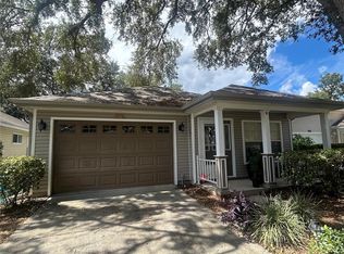 25119 Cranes Roost Cir, Leesburg, FL 34748