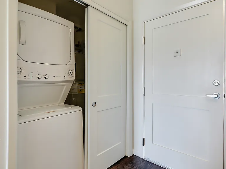 315 pictured, 115 has same floorplan, fixtures, and finishes, see Chile Line tours for measurements