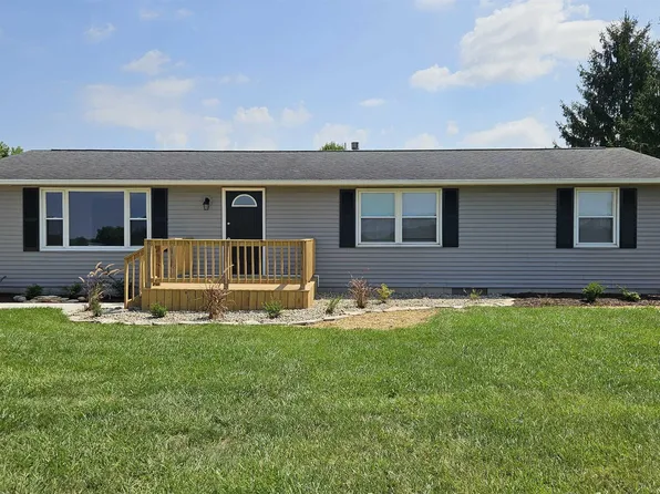 2110 N Indiana Ave, Auburn, IN 46706