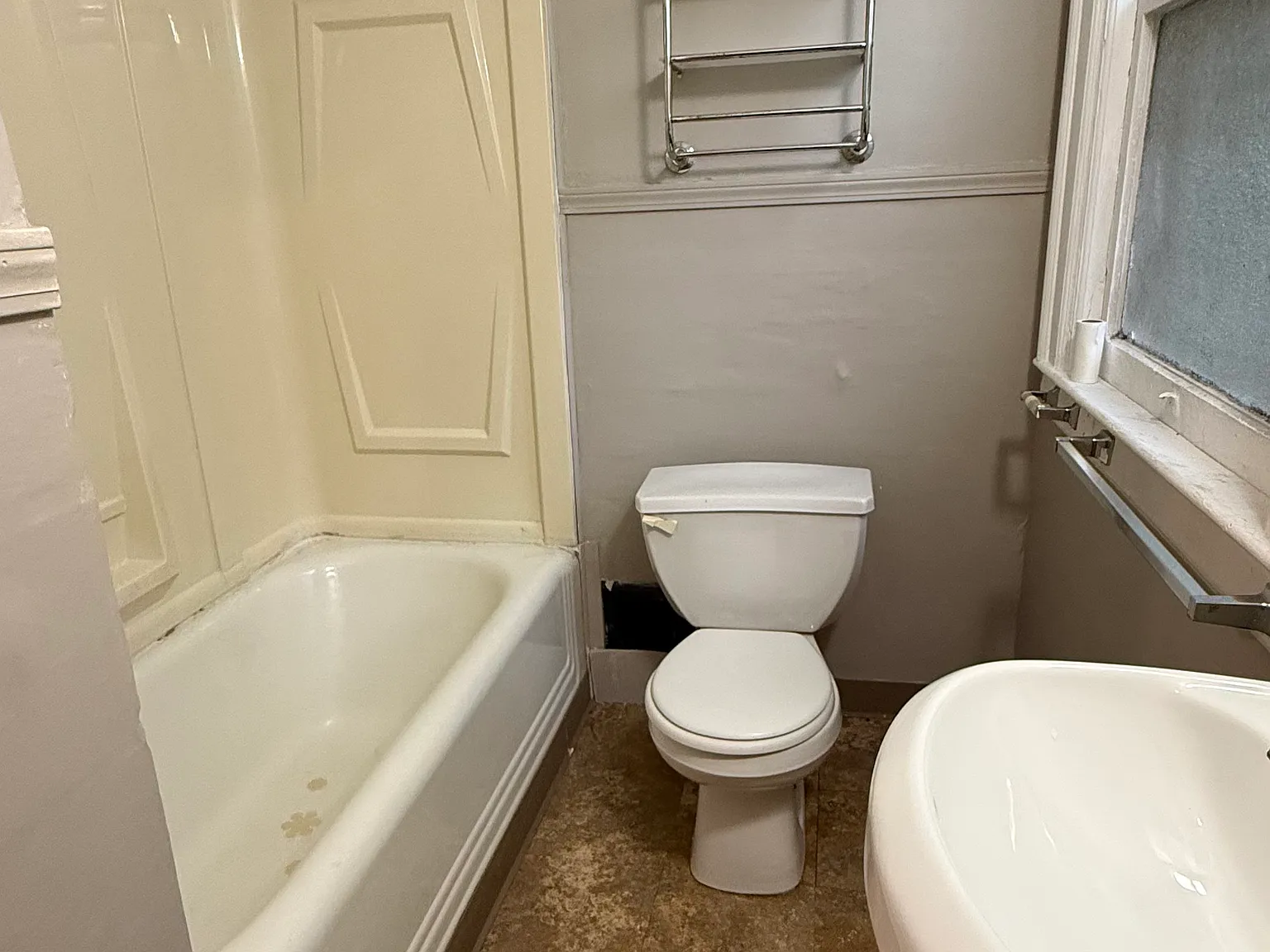 1 bed, 1000 sqft, $900 — Photo 3