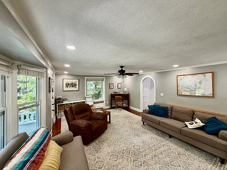 1246 Bonnieview Ave — Photo 8