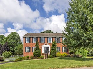 900 Castlegate Cir, Greensburg, PA 15601