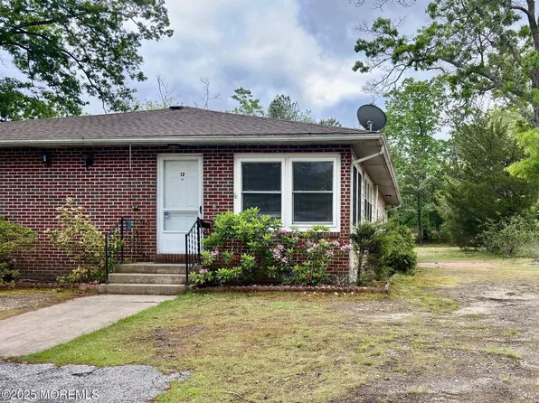 12 Sycamore Road #17, Manahawkin, NJ 08050