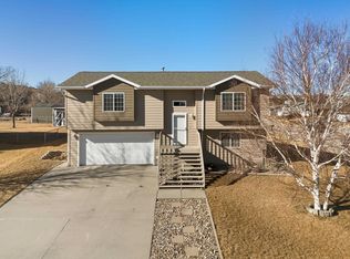 4523 Three Rivers Dr, Rapid City, SD 57701
