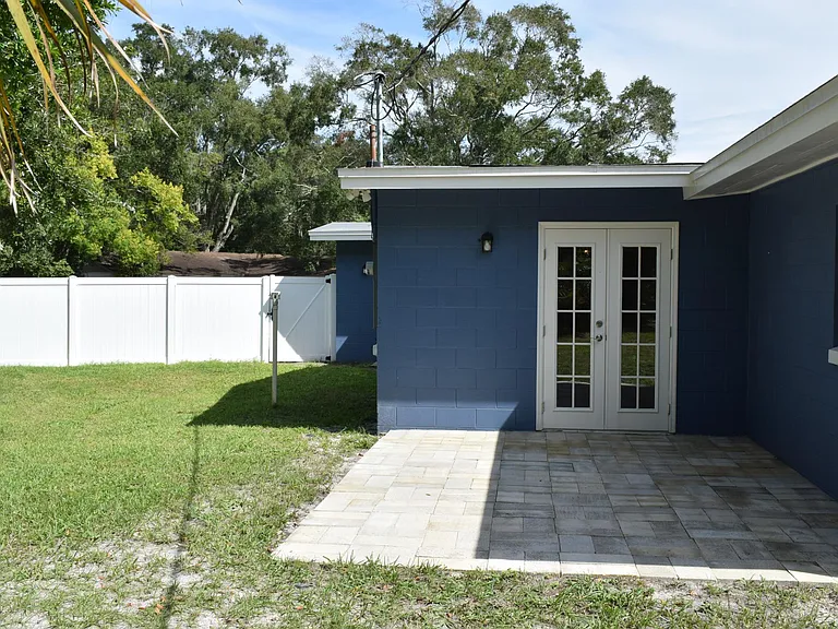 102 Driftwood Ln — Photo 19