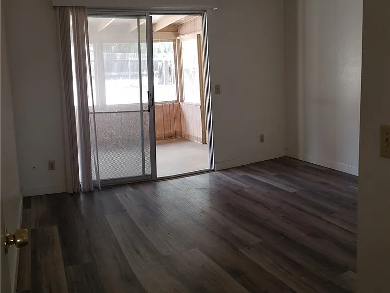 2125 San Bernardo Ave — Photo 6