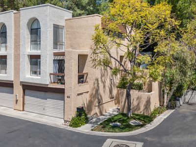 712 Vallejo Villas, Los Angeles, CA, 90042