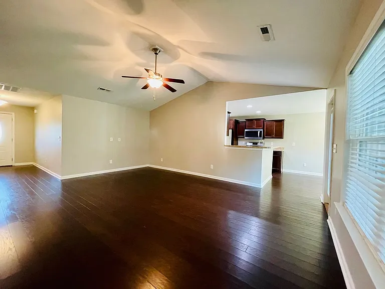 1404 Abberbury Dr — Photo 20