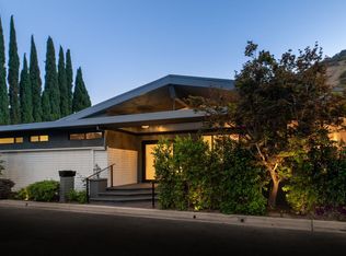 2247 Chelan Pl, Los Angeles, CA 90068